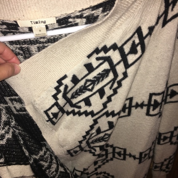 Cardigan - Picture 2 of 3